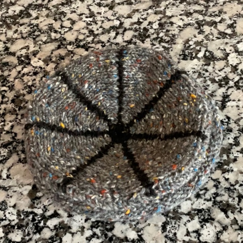 Vintage hat from Ireland multi color gray